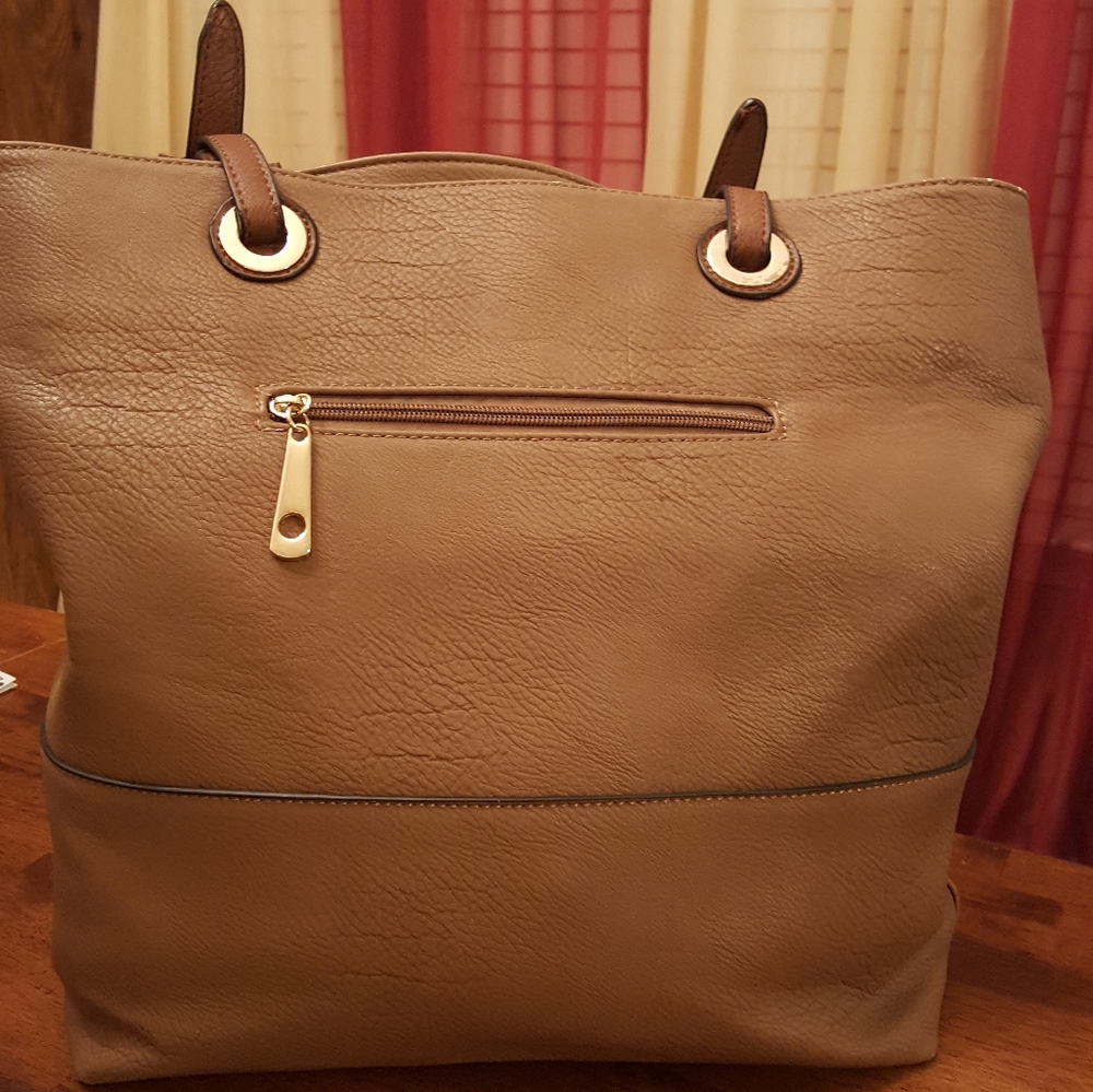 Handbag - Picture 2 of 8
